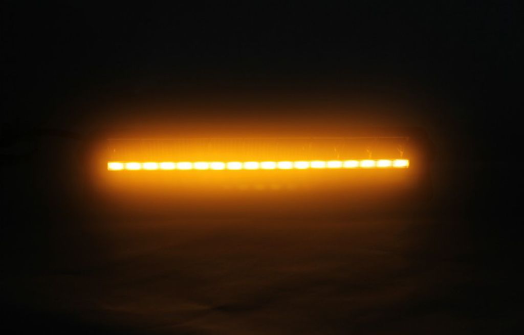 01470012_4.jpg