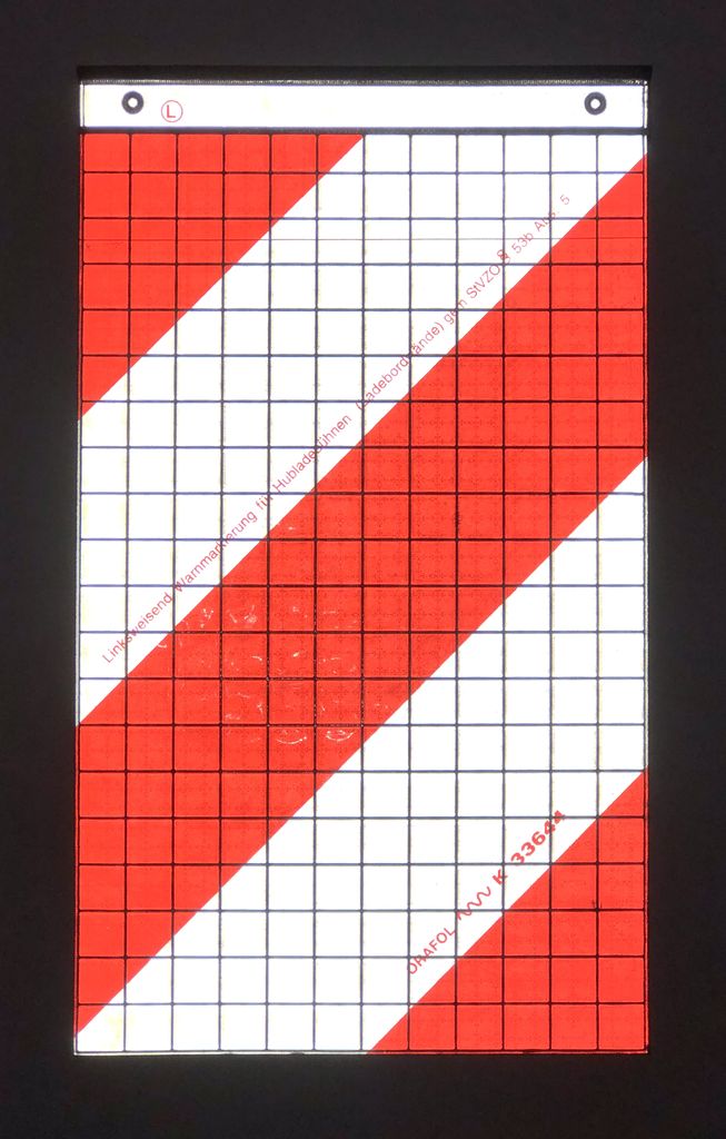 600.200.L_1.jpg