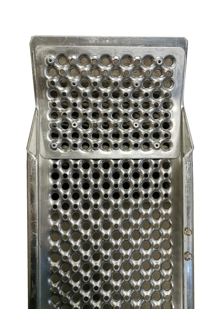 325652K_2.jpg
