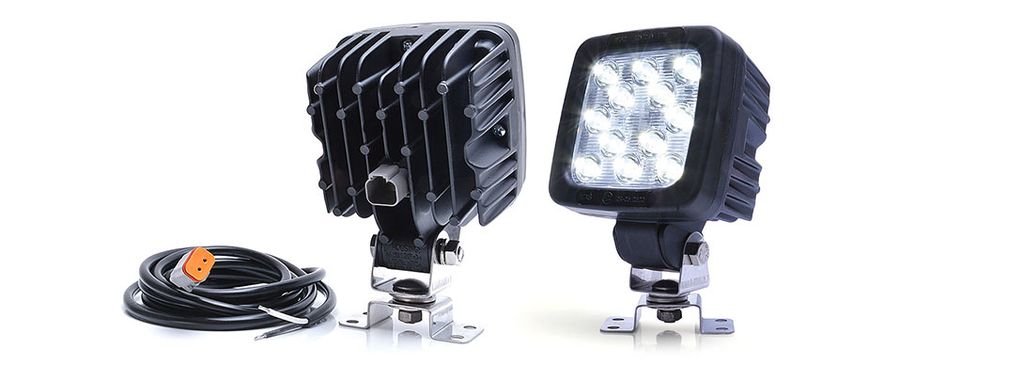 44.048.1206.LED_2.jpg