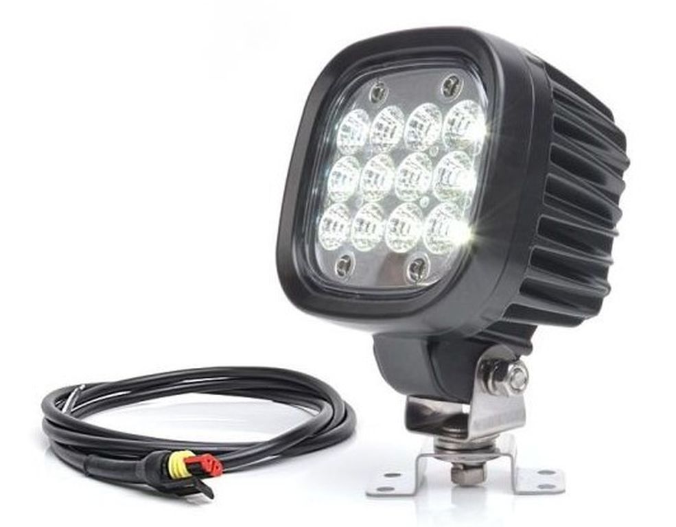44.046.979.LED_1.jpg