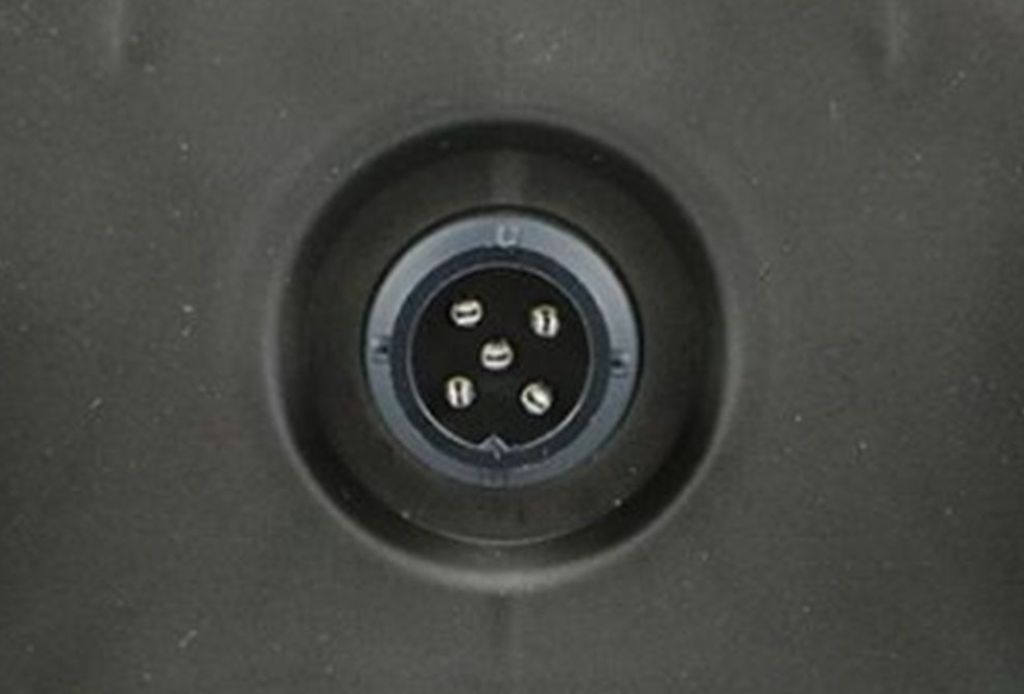 014000192_1.jpg