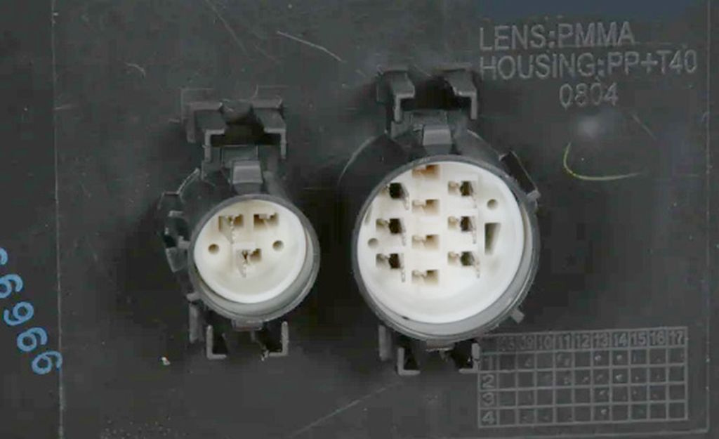 37.098.000_2.jpg