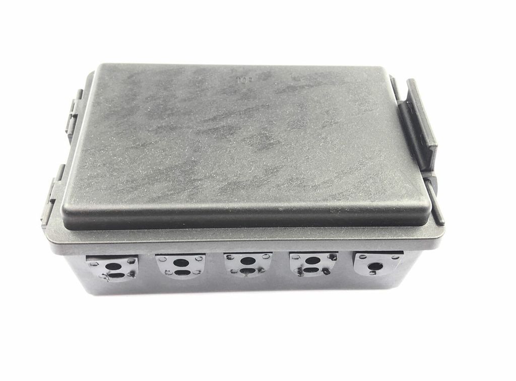 [P06799] Verteilerbox Ifor Williams Gross