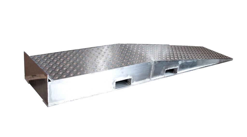 Alu-Laderampe,10000 kg pro Paar, o. Rand