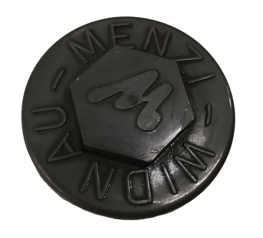 Bouchon de moyen Menzi  plastique