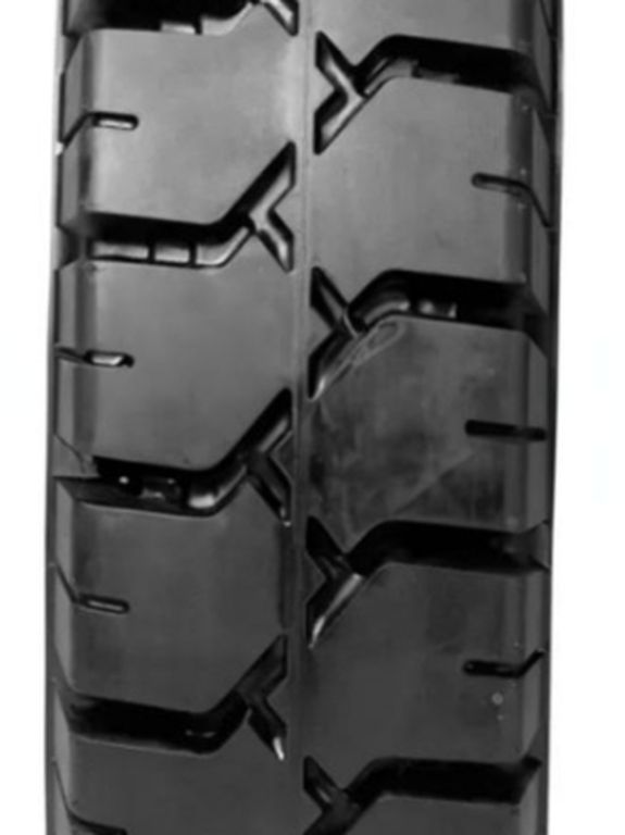 [601143] Pneu  18x7-8 4.33 R   BKT Maglift