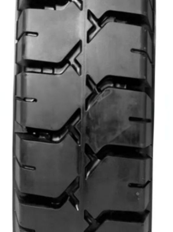 [601144] Pneu  16x6-8 4.33 R   BKT Maglift