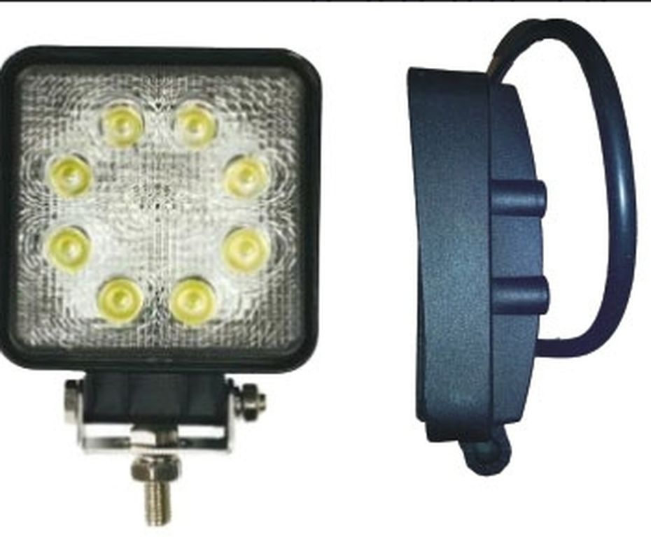 [44.044.821.LED] LED phare de travail 110x110x35, 9-36V