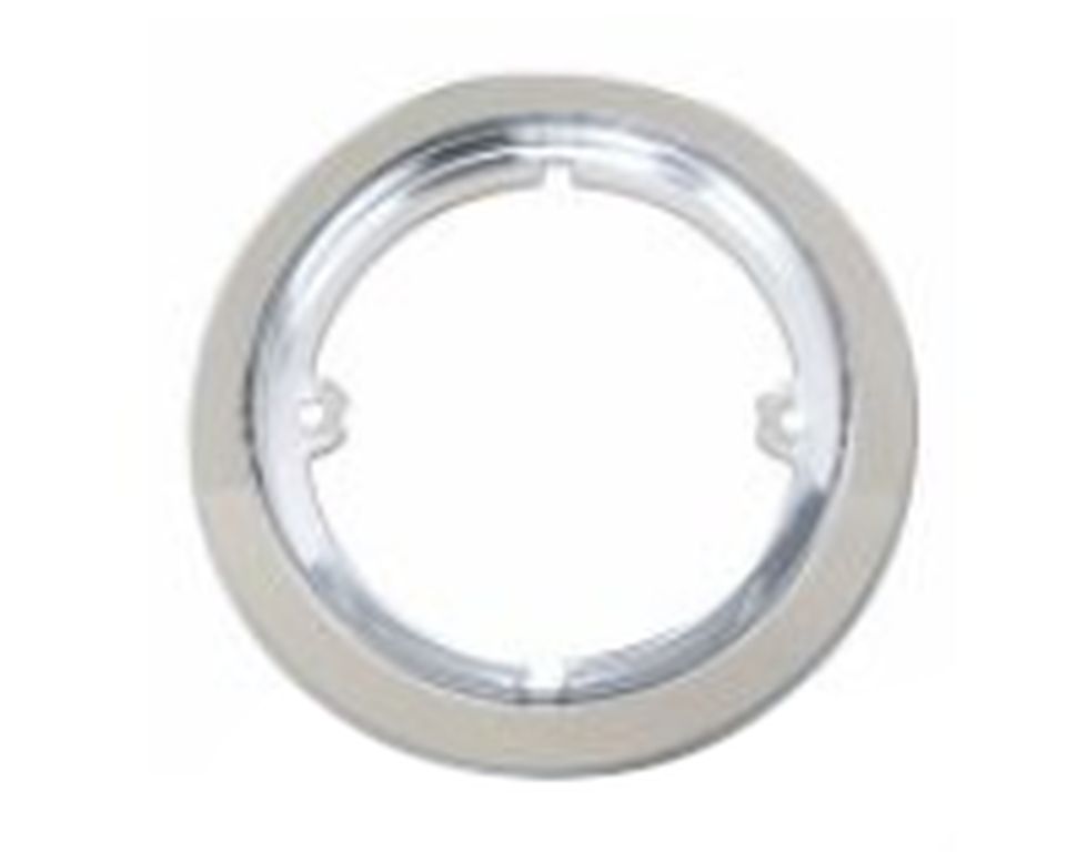 Anneau enjoliveur chromé  L 700-720